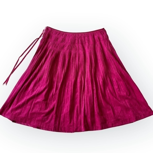 Lulu Castagnette Pleated Faux Suede Midi Skirt Pink Berry Size 12 NWT - Picture 13 of 16